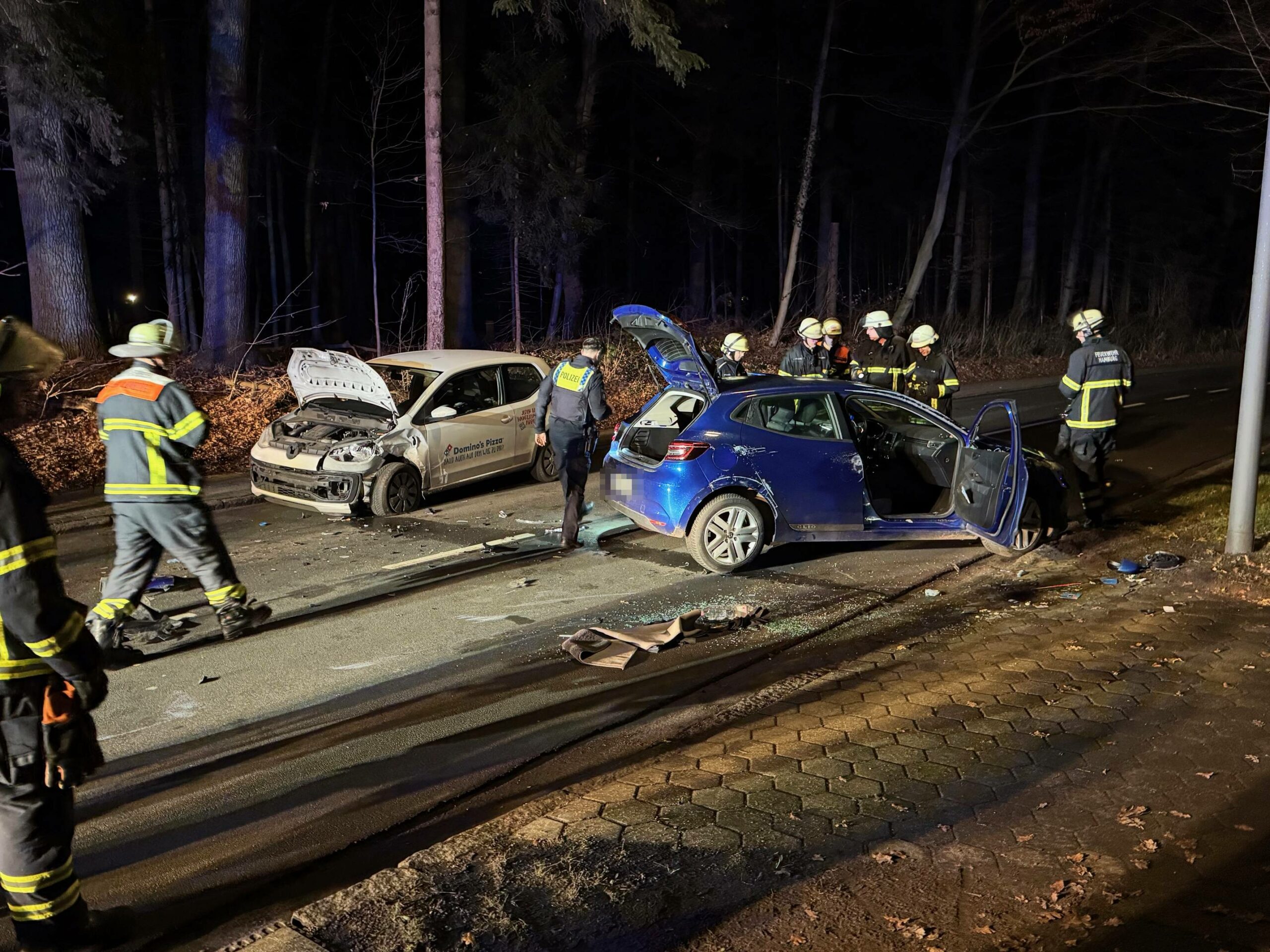 Pizzabote Renault Unfall Sasel