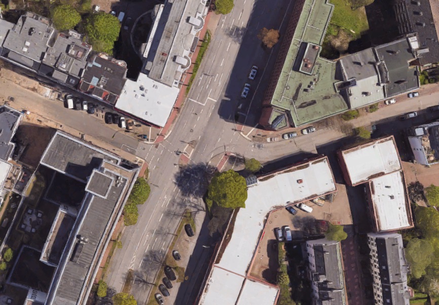 Auf der Polizeiwache an der Lerchenstraße (r. o.) spielte sich das Drama ab.