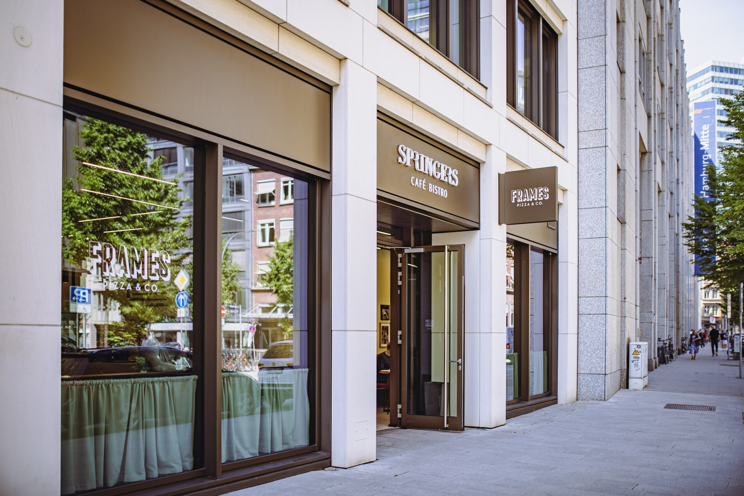 Das „Frames“ in der Neustadt: Hier gibt es jetzt auch abends warme Speisen.