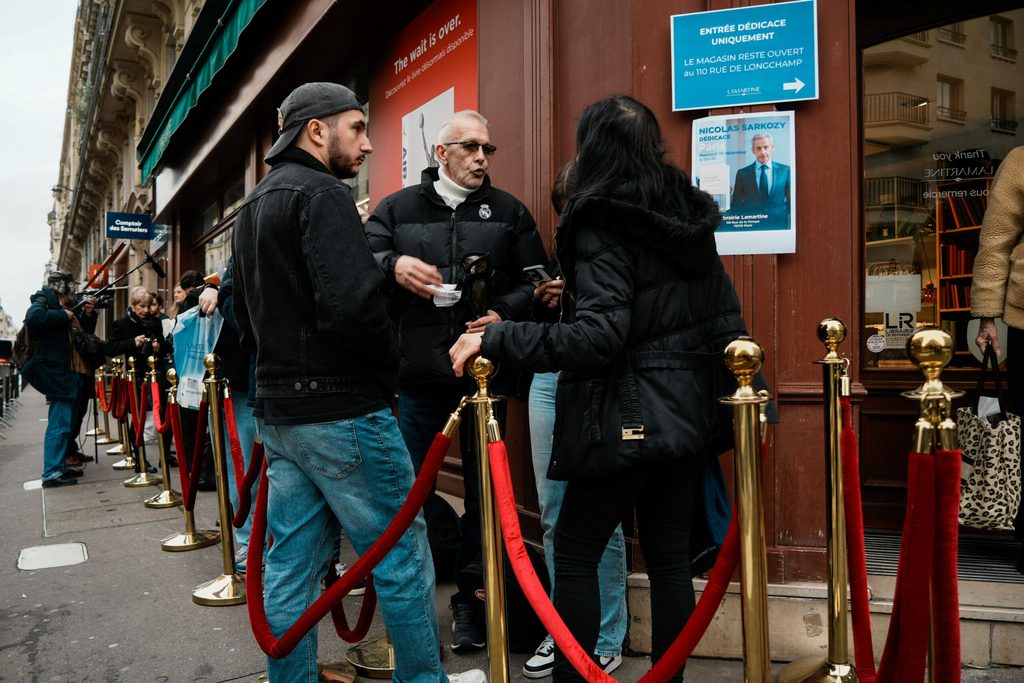 Sarkozy Autogrammstunde