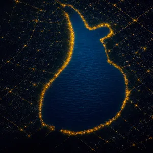 Luftaufnahme der Alster. Viele Lichter erleuchten den Rand der Außenalster.