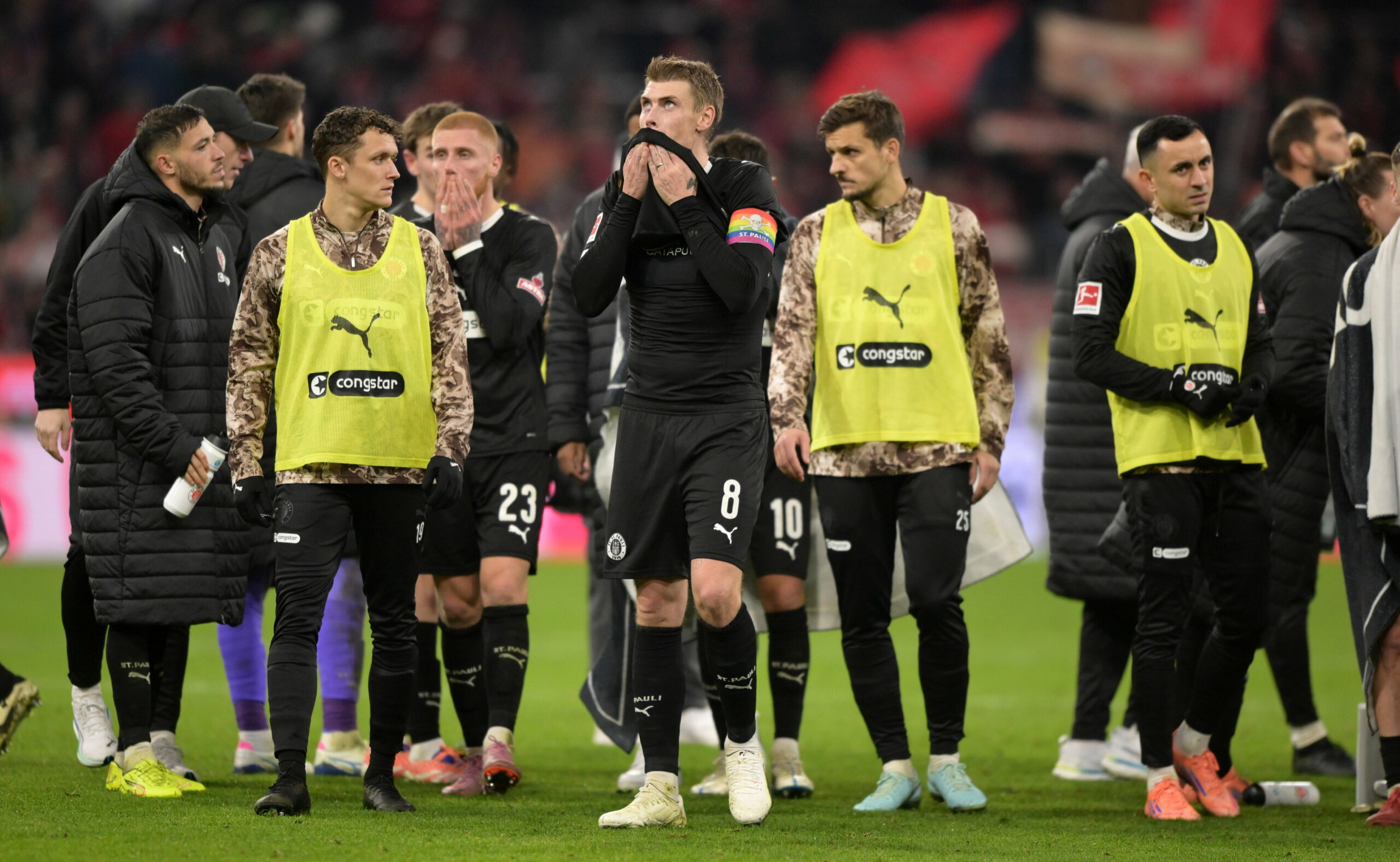 Frustrierte St. Pauli-Profis in München