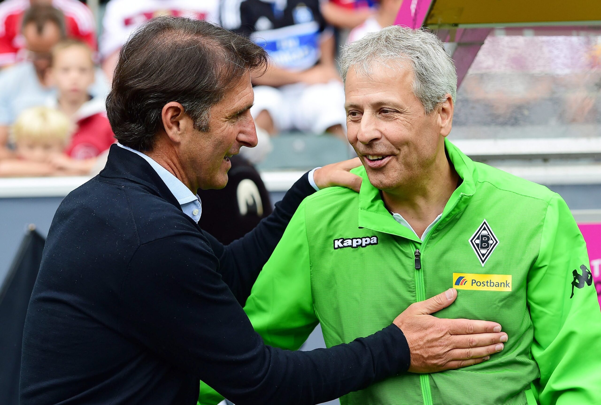 Bruno Labbadia und Lucien Favre begrüßen sich
