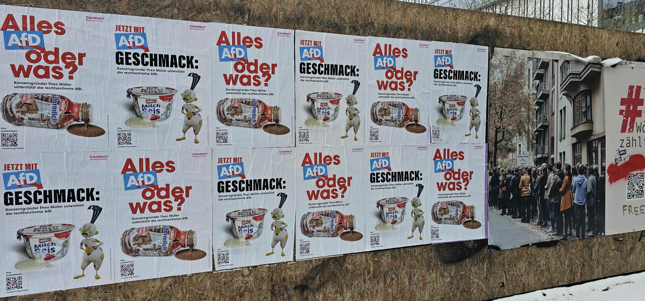 Mit diesen Plakaten macht „Campact“ auf die Verbindung zwischen Müller und der AfD aufmerksam.
