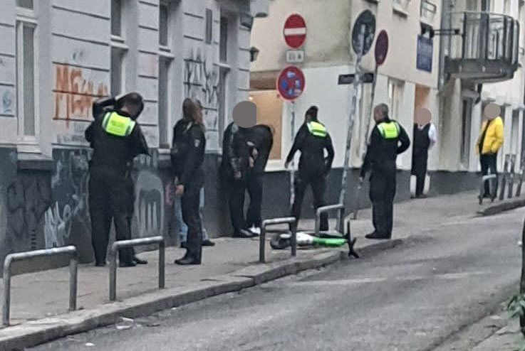 Mann bei schlägerei in Kiez-Kneipe verletzt – Täter durch die Herbertstraße verfolgt