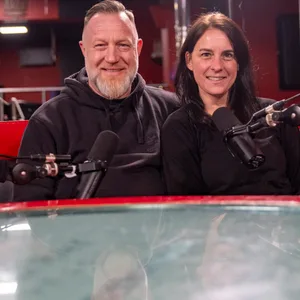 Podcast-Team: Kult-Koberer Fabian Zahrt mit MOPO-Redakteurin Wiebke Bromberg