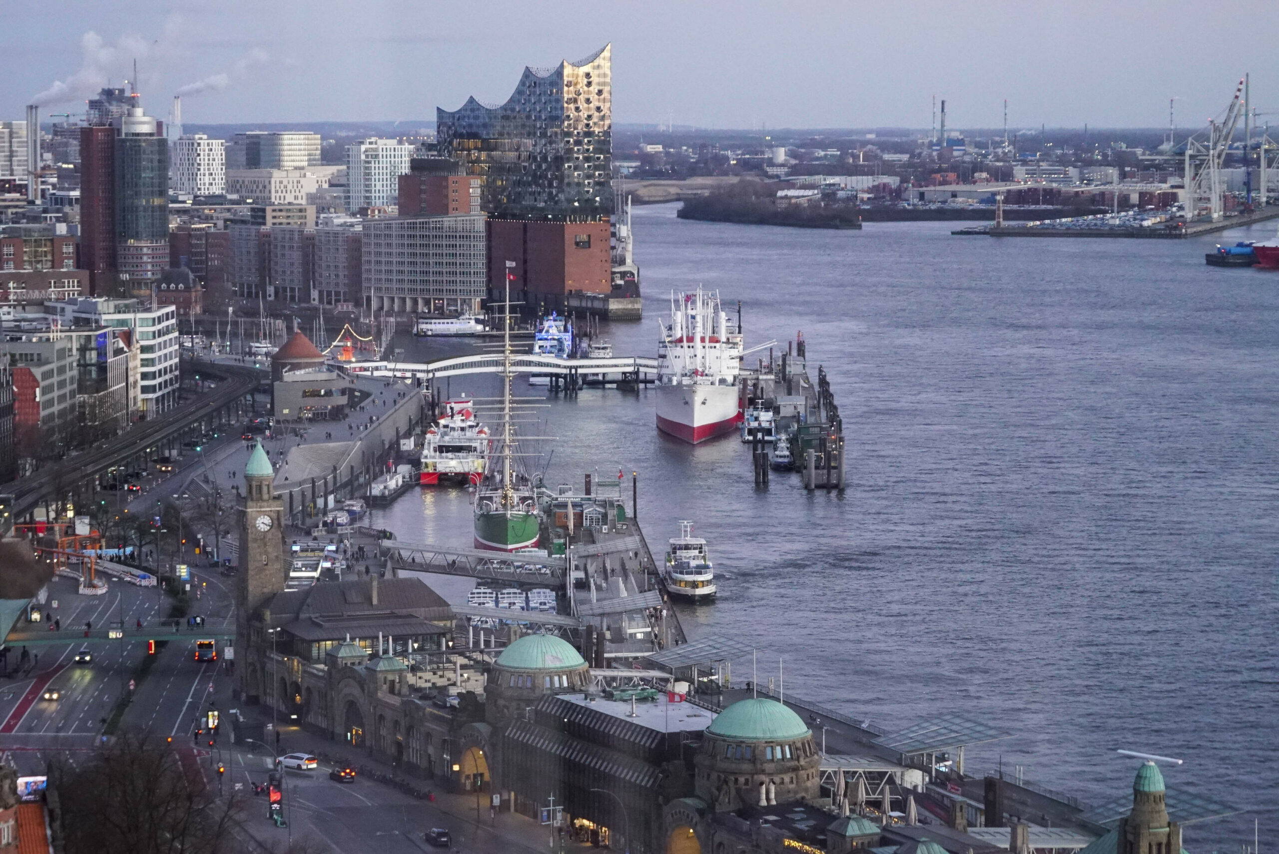 Hamburger Hafen Sonnenuntergang