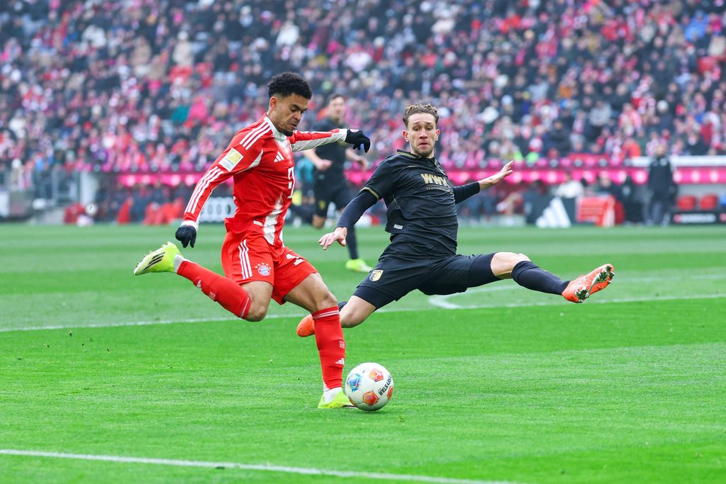 Arthur Chaves wirft sich in den Schuss von Luis Diaz