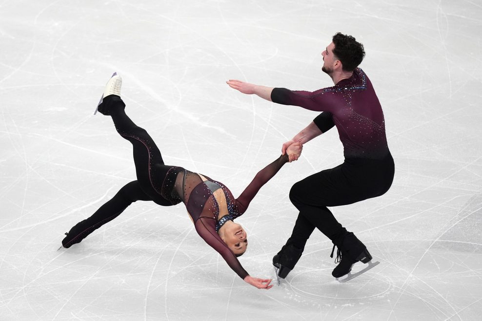 Eiskunstlauf-Duo in der Kür