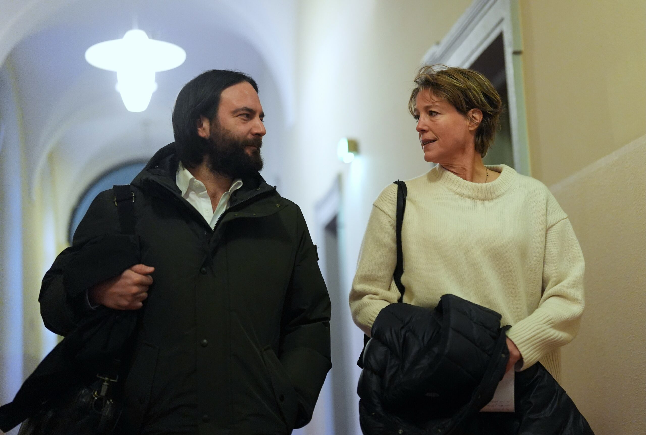 Christina Block und Anwalt Ingo Bott auf dem Weg zum Prozess.