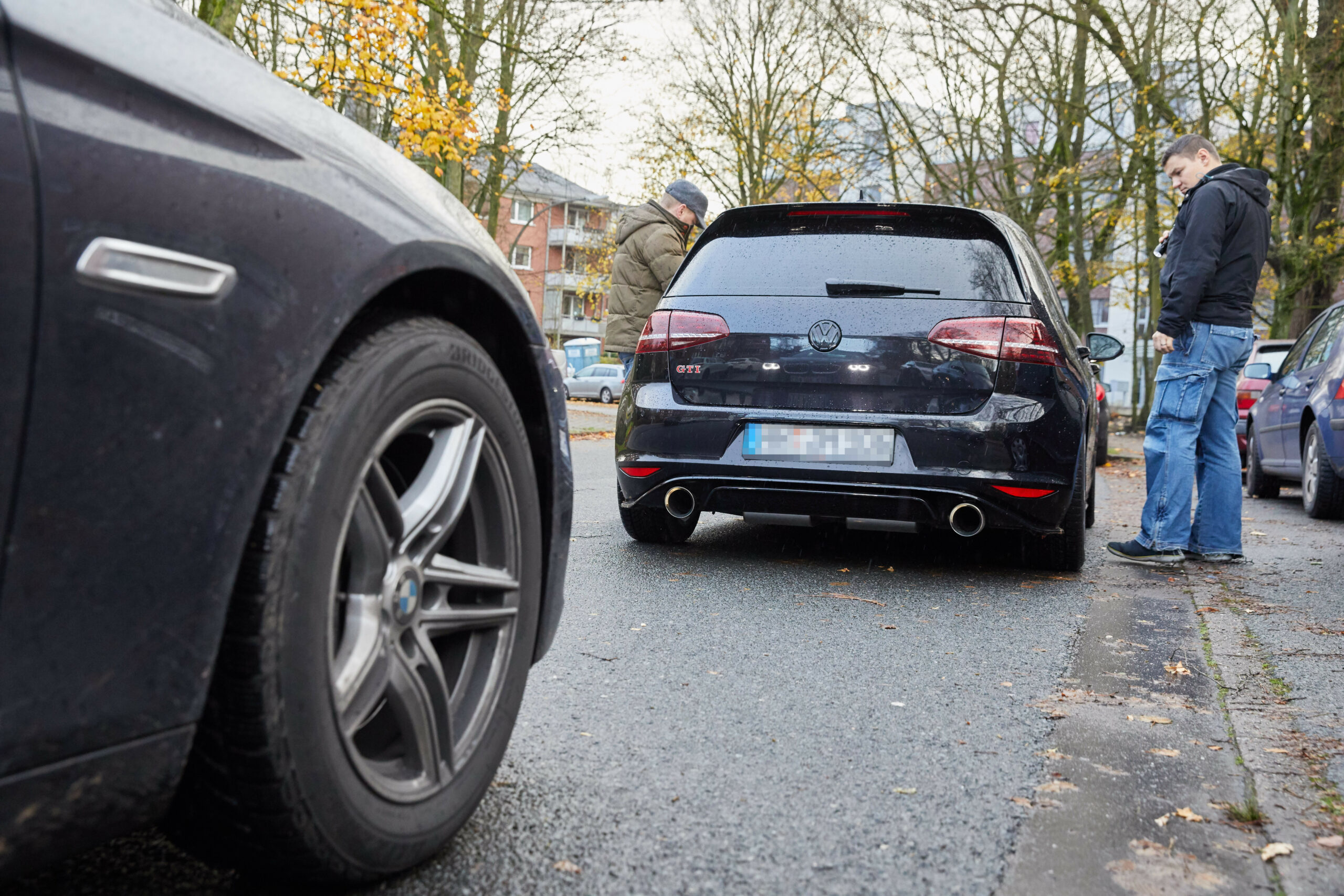 Beamten der Dienstgruppe Autoposer fiel ein VW Golf auf (Archivbild).