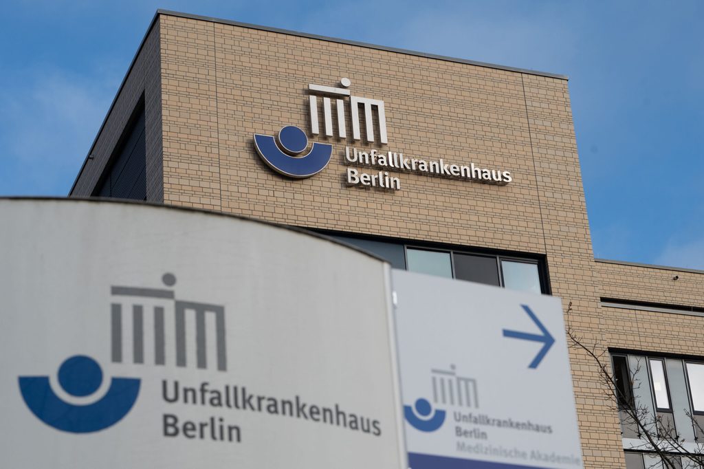 Die Fassade vom Unfallkrankenhaus Berlin