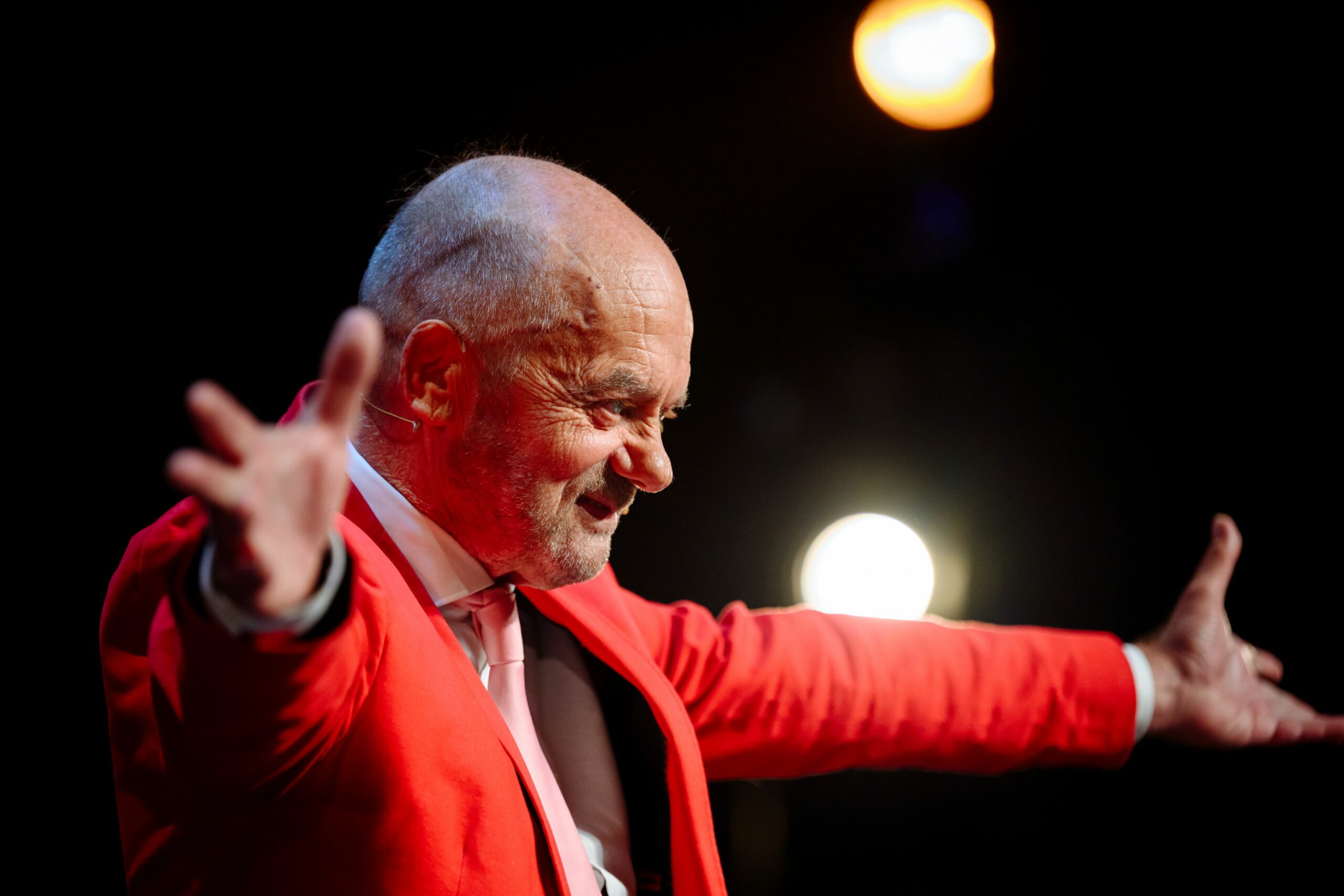 Cornelius „Corny“ Littmann, Regisseur, Schauspieler und Miteigentümer des Schmidt Theaters, bei der Feier zu seinem 50. Bühnenjubiläum im Schmidt Theater.