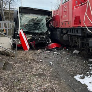 Hafenbahn Bus Wilhelmsburg