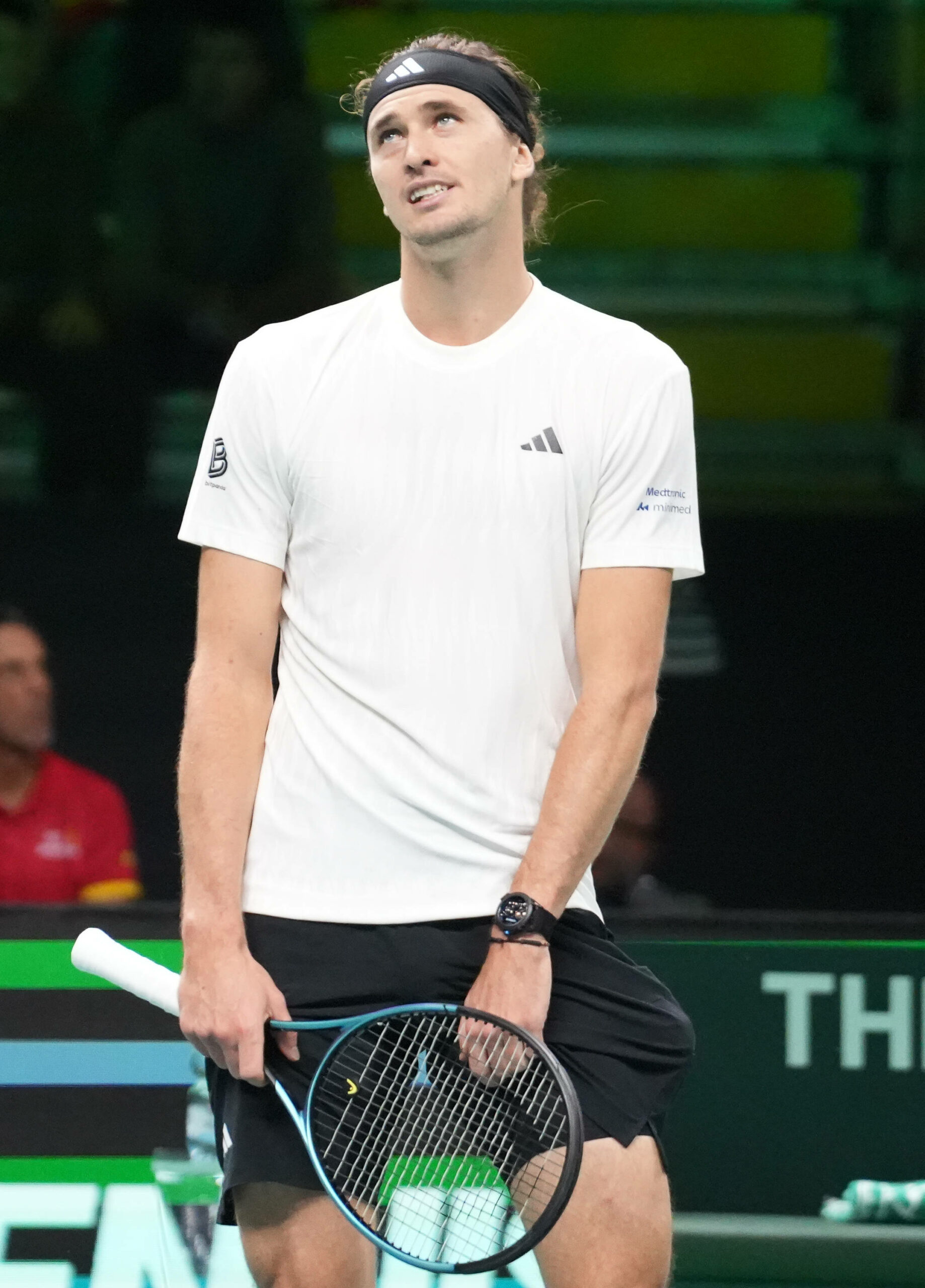 Alexander Zverev schaut verzweifelt in die Luft