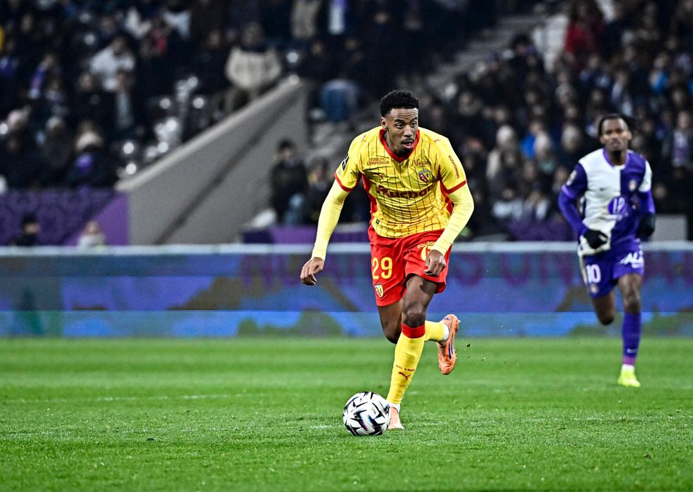 Morgan Guilavogui im Lens-Dress
