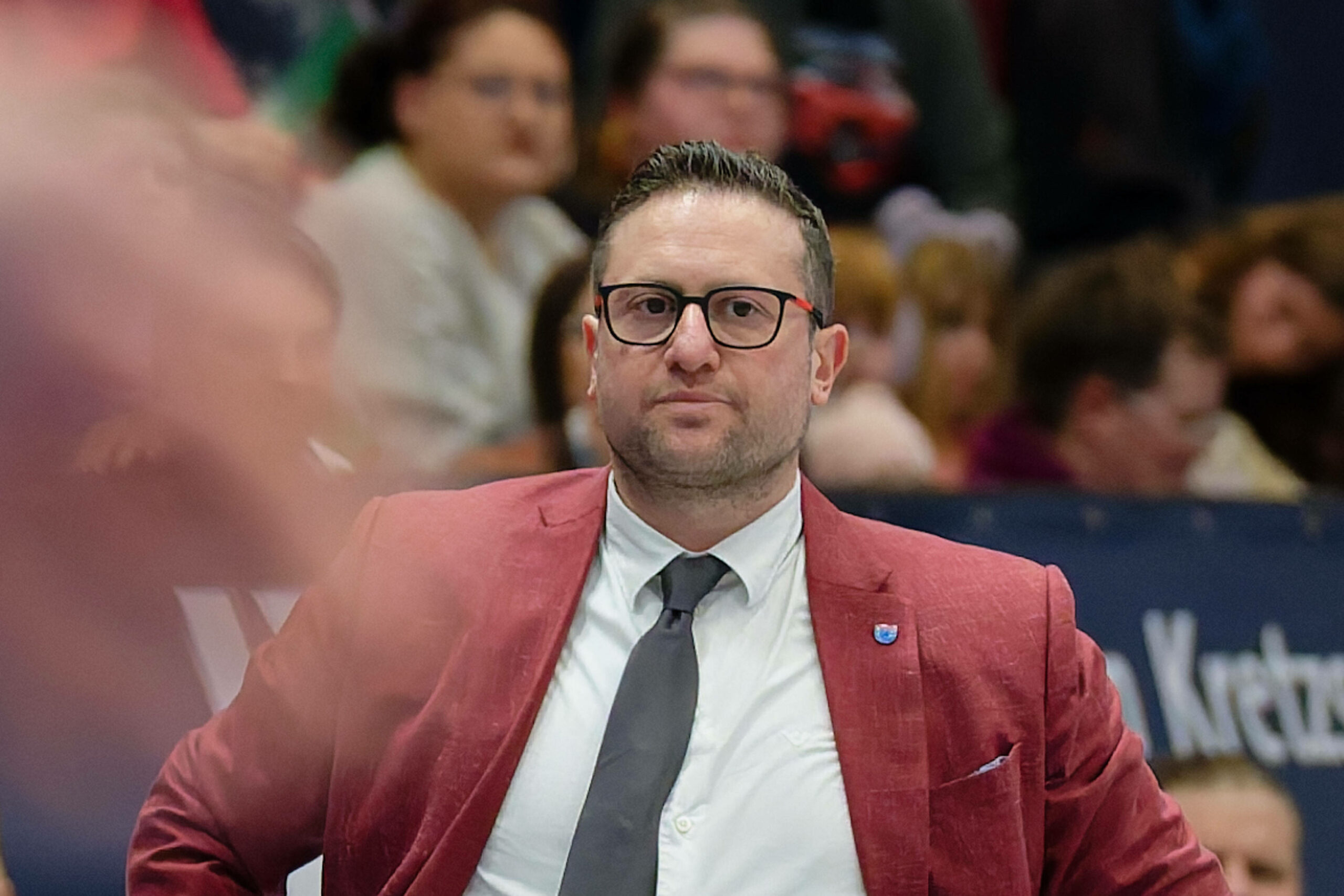 Marco Ramondino schaut unzufrieden