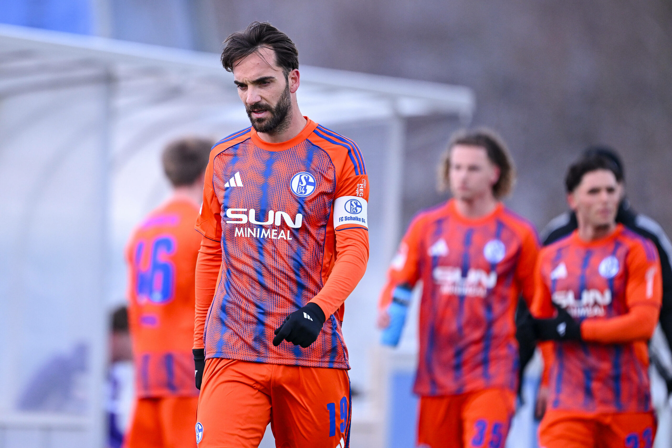 Kenan Karaman schaut bedrückt