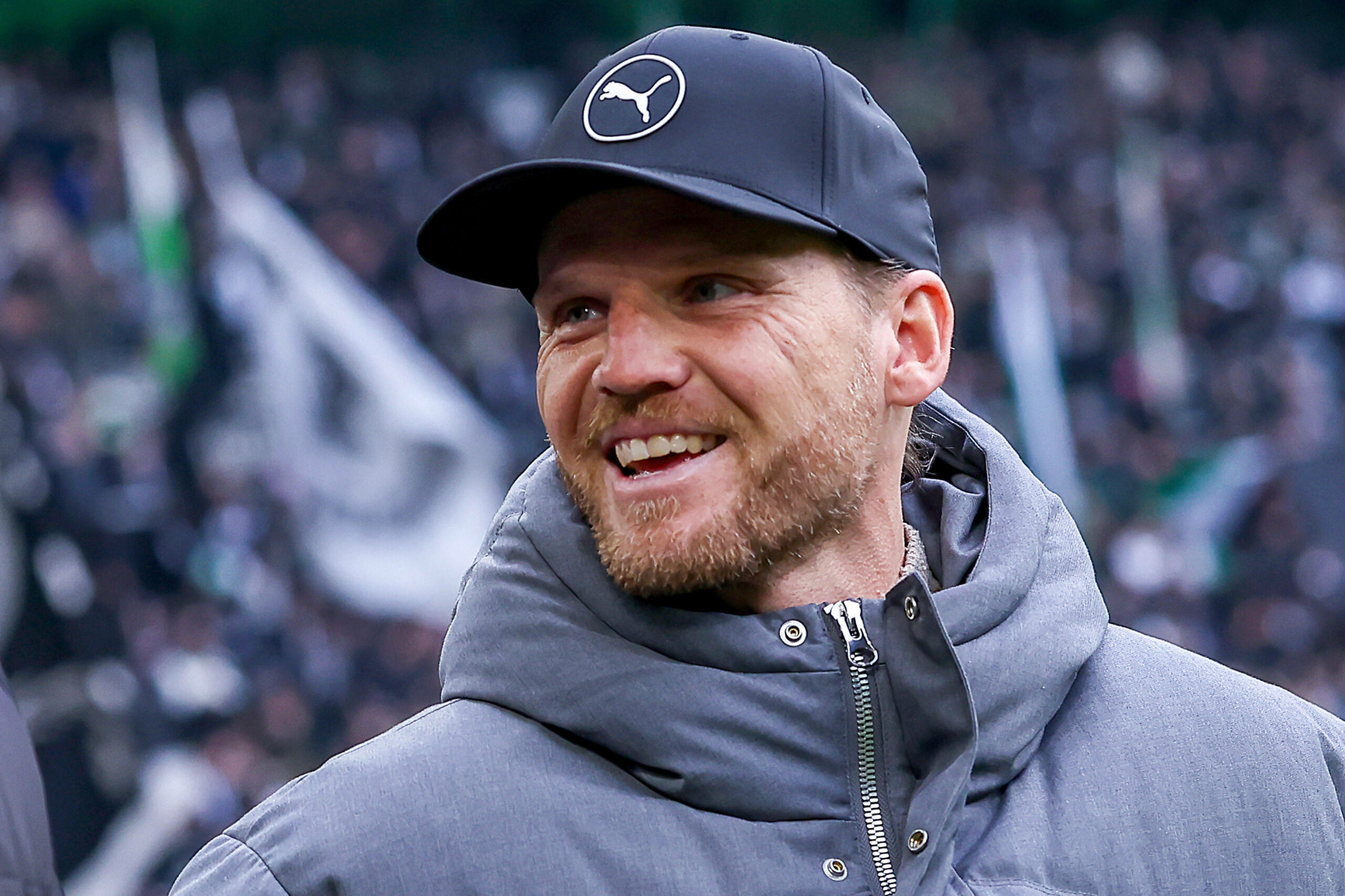 Eugen Polanski lacht.