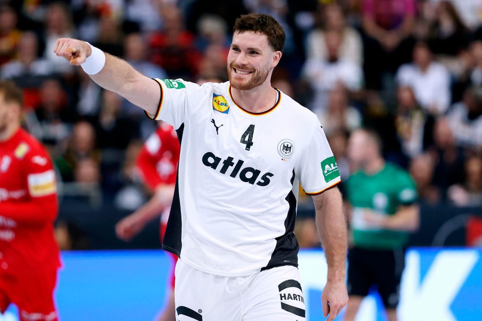 Johannes Golla ballt die Faust und lächelt