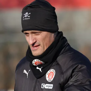 Alexander Blessin schaut skeptisch