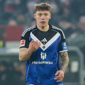 Nicolai Remberg beim Stadtderby am Millerntor