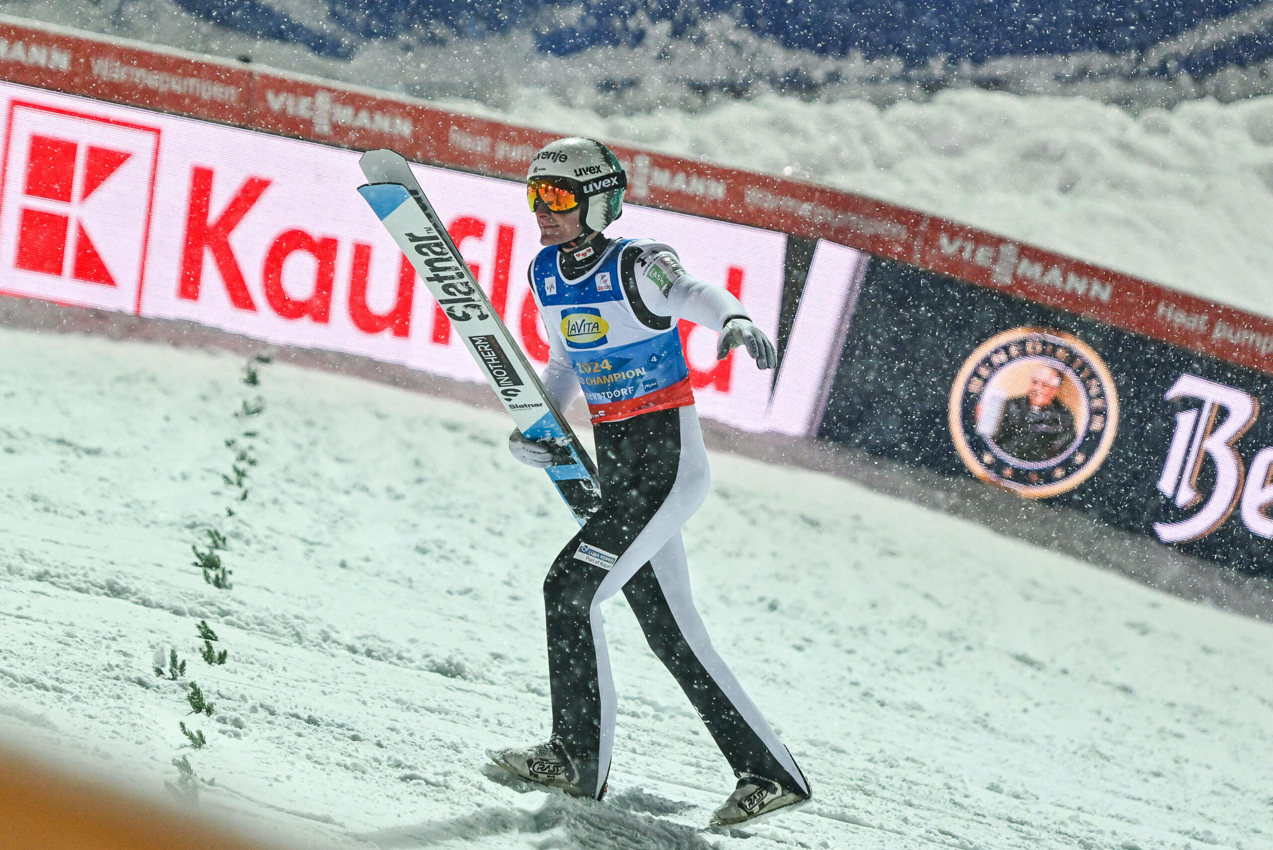Domen Prevc auf der Schanze bei der Skiflug-WM