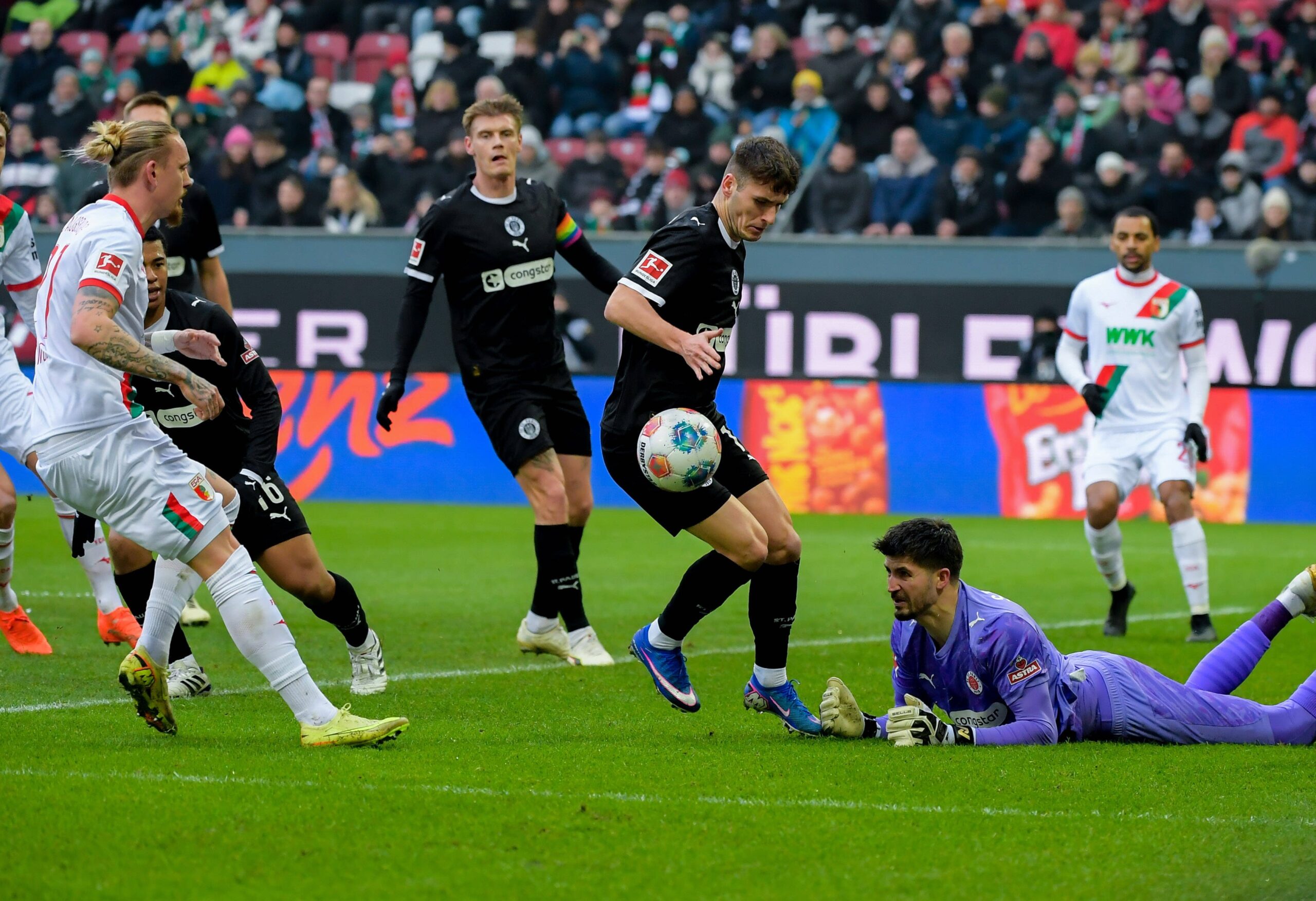 Nikola Vasilj in Augsburg