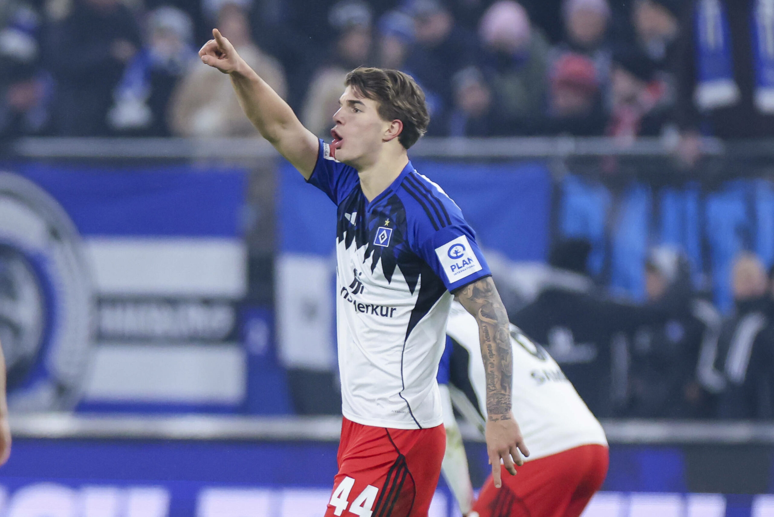 Luka Vuskovic gibt Anweisungen.