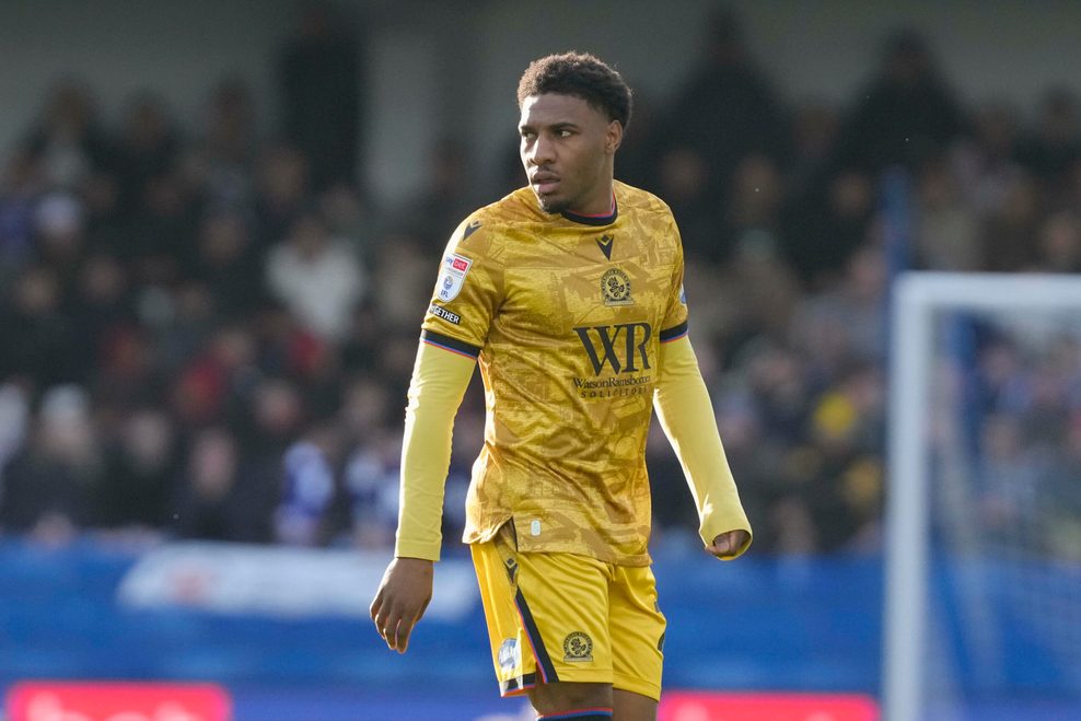 Oladapo Afolayan im Trikot der Blackbrun Rovers