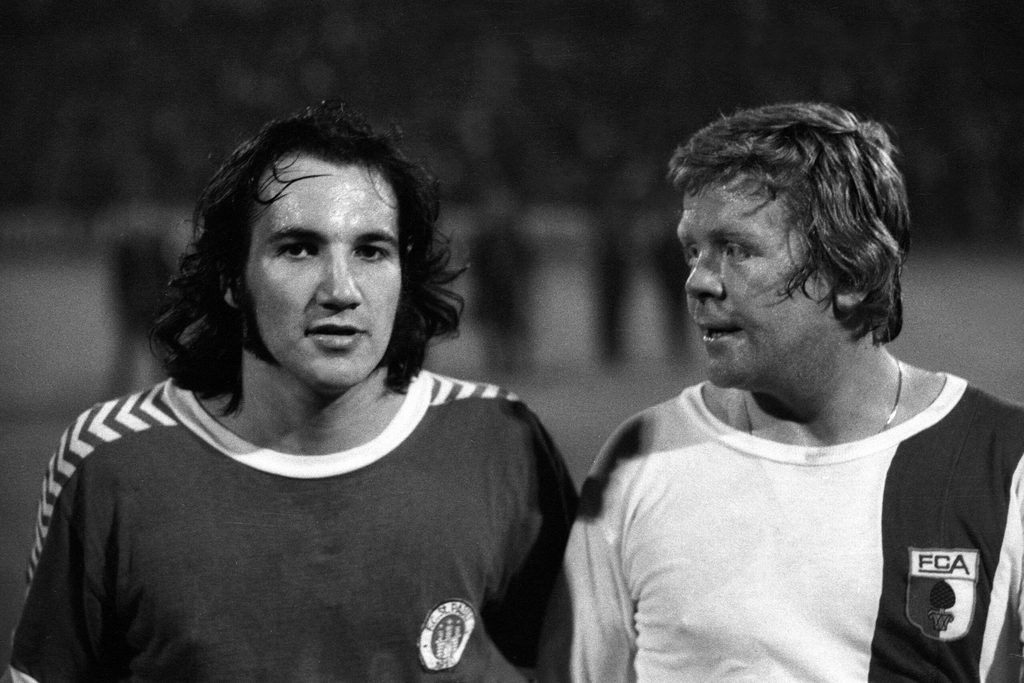 Die Stars ihrer Teams: St. Pauli-Torjäger Franz Gerber und Helmut Haller