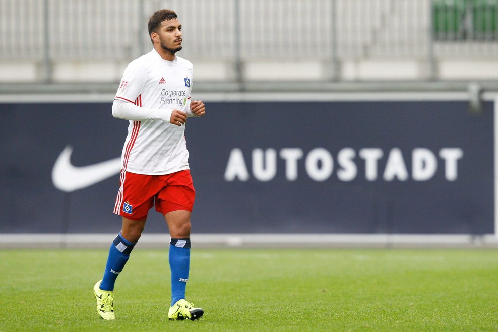 Adel Daouri läuft über das Spielfeld