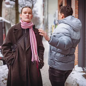 MOPO-Reporterin Tomke Blome machte den Test: Weichen Männer auf dem Gehweg aus?