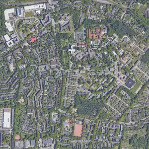 Der Täter konnte nach dem Angriff mitten in Langenhorn fliehen – die Polizei sucht Zeugen.