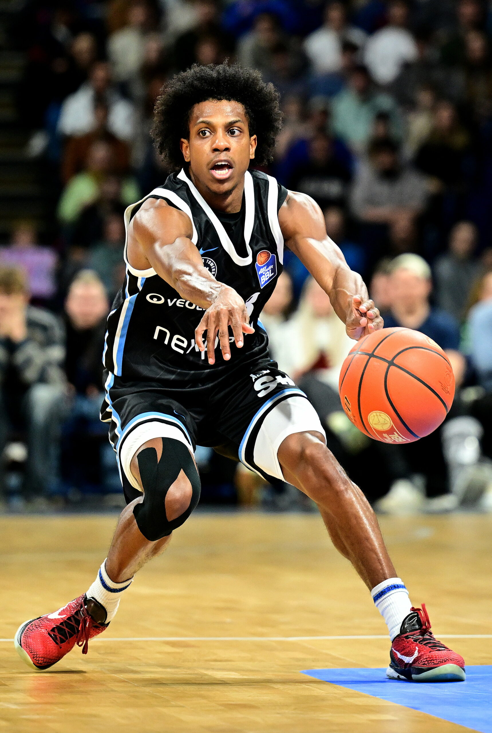 Ross Williams bei einem Basketballspiel der Hamburg Towers