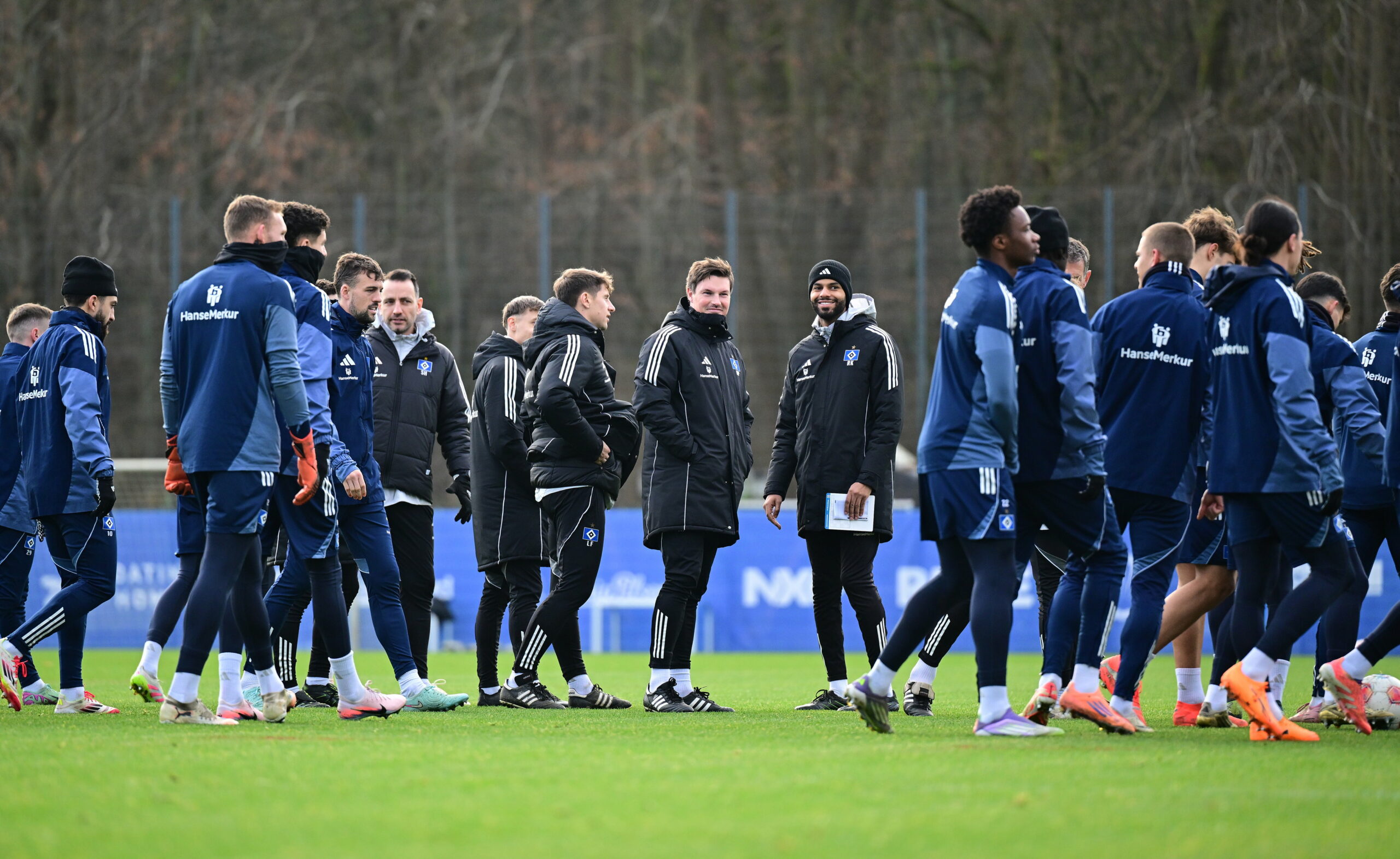 HSV-Profis beim Training im Volksparkstadion