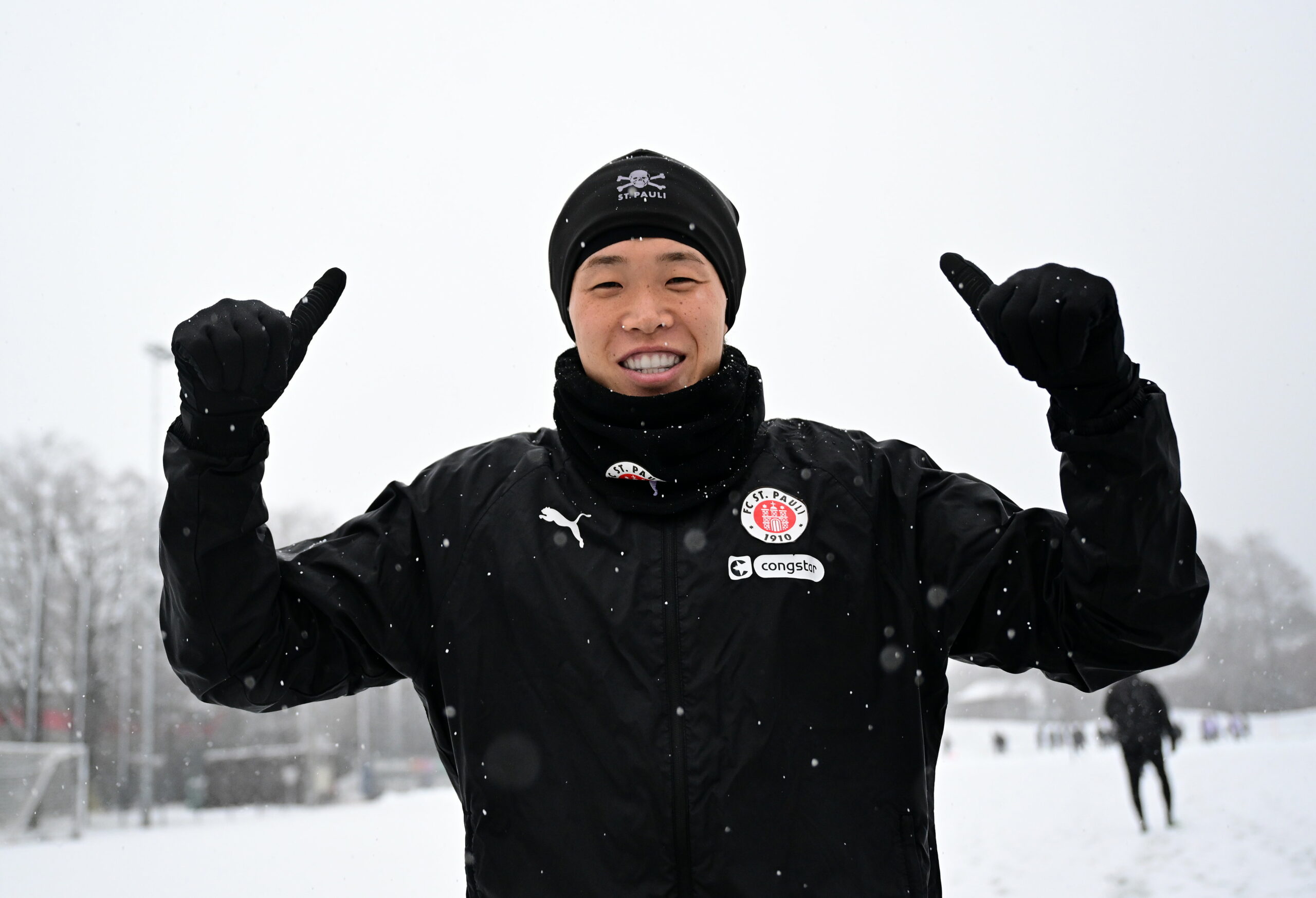 Tomoya Ando im Hamburger Schnee