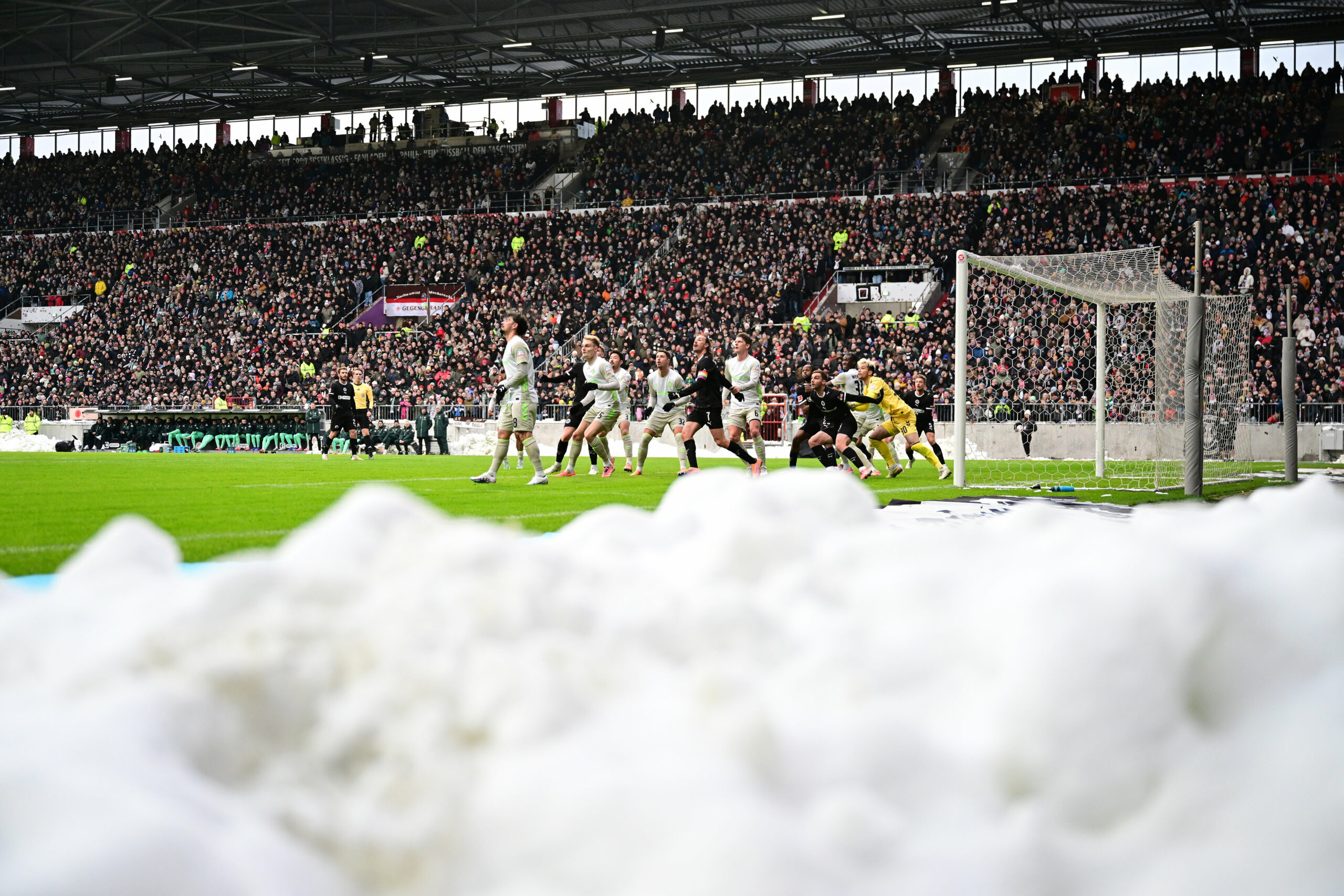 Schneechaos am Millerntor