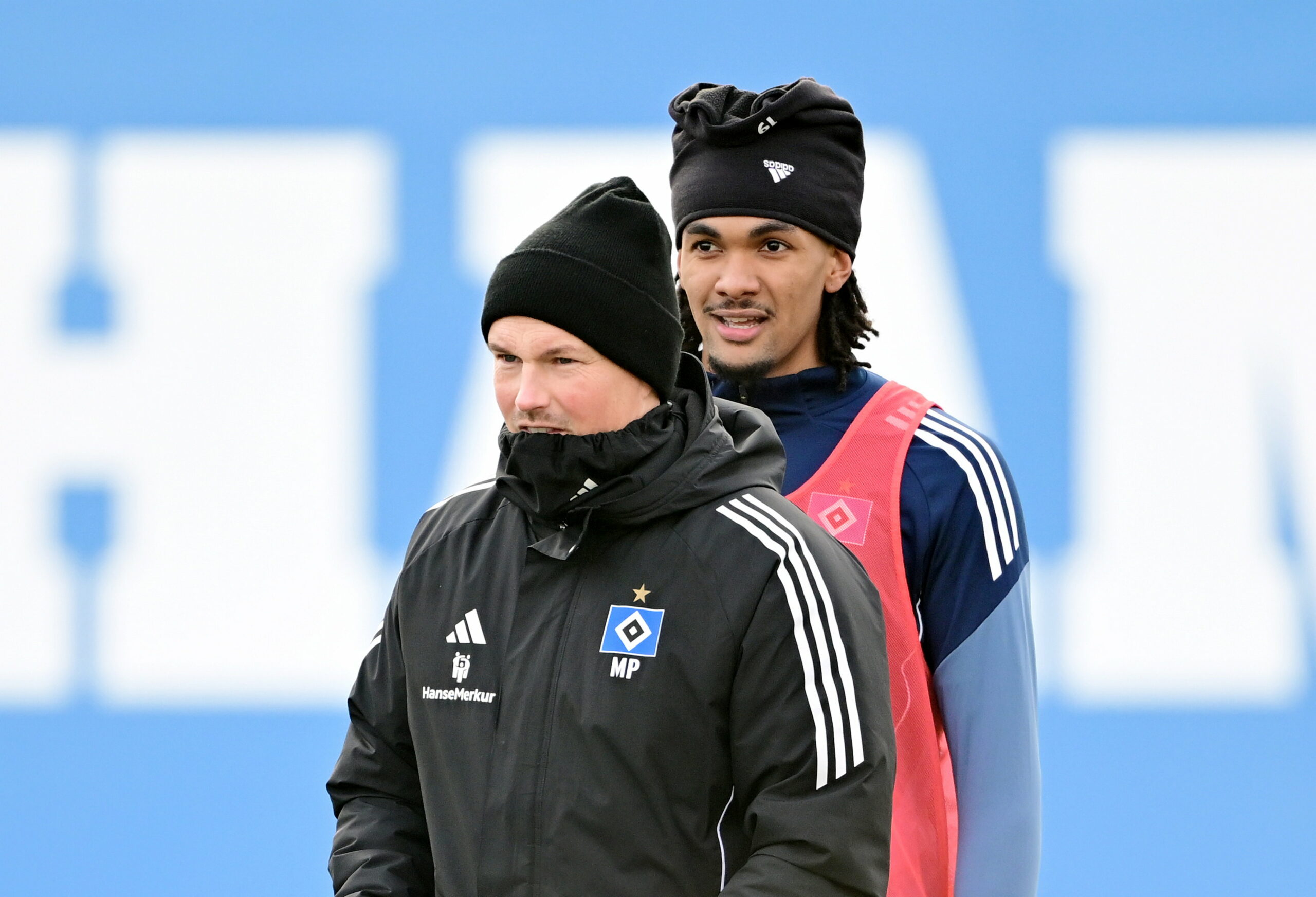 Damion Downs bei seinem ersten HSV-Training mit Trainer Merlin Polzin