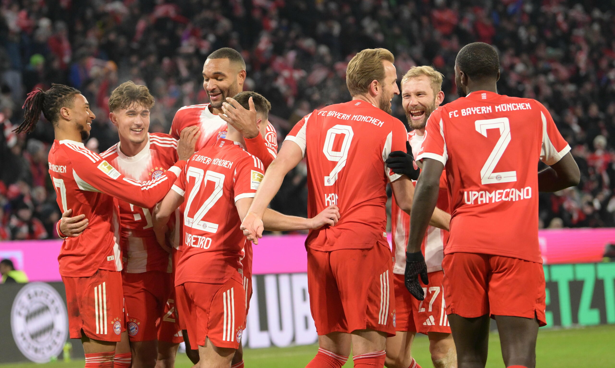 Bayern jubelt gegen Wolfsburg