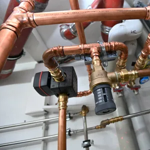 Die Täter haben sämtliche Kupferrohre aus dem Haus entwendet (Symbolfoto).