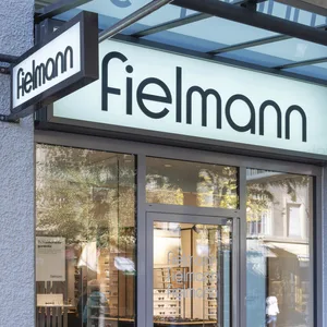Ein Geschäft des Brillenherstellers Fielmann. (Archivbild)