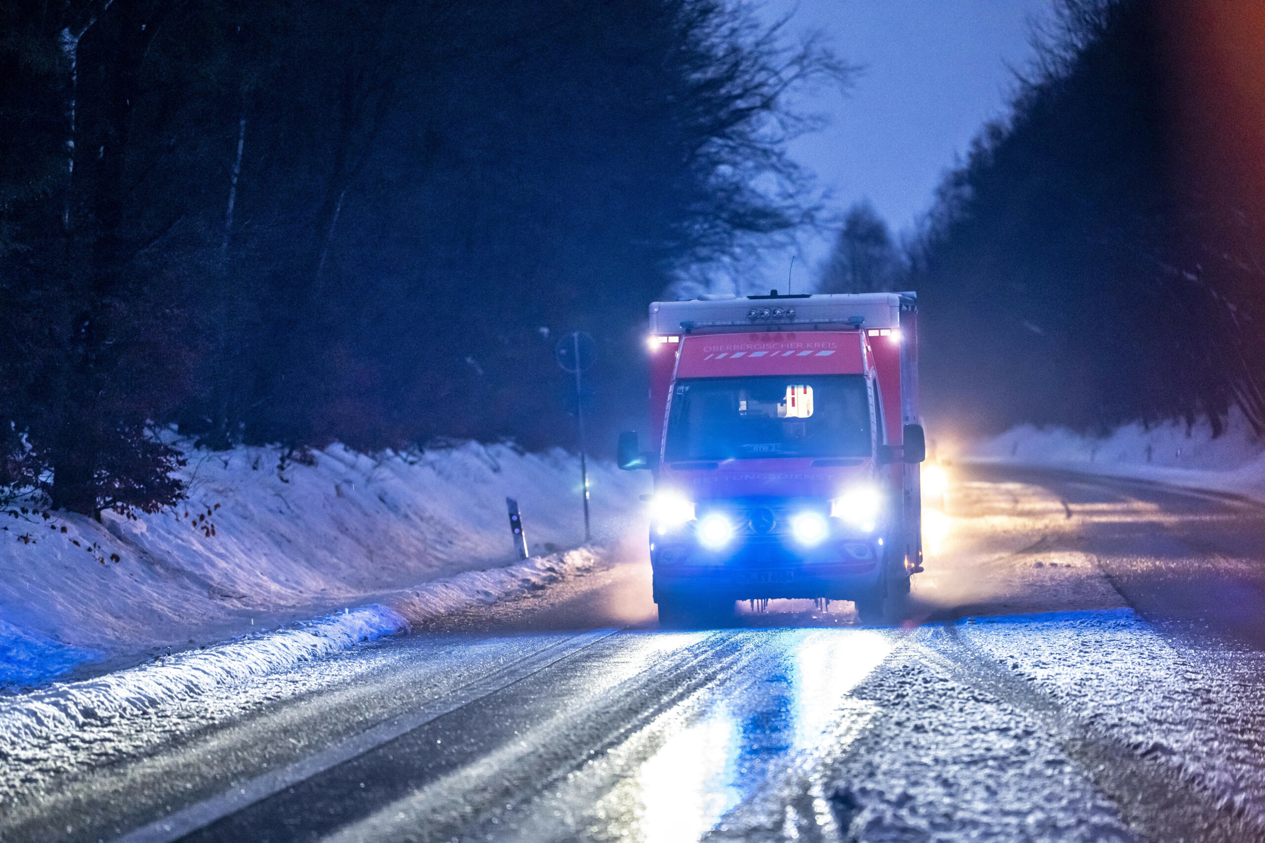 Ein Rettungswagen im Einsatz (Symbolfoto).