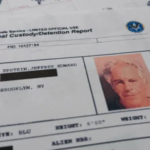 Die Akten des Sexualstraftäters Jeffrey Epstein umfassen etwa eine Millionen Seiten - bisher ist etwa die Hälfte veröffentlicht.