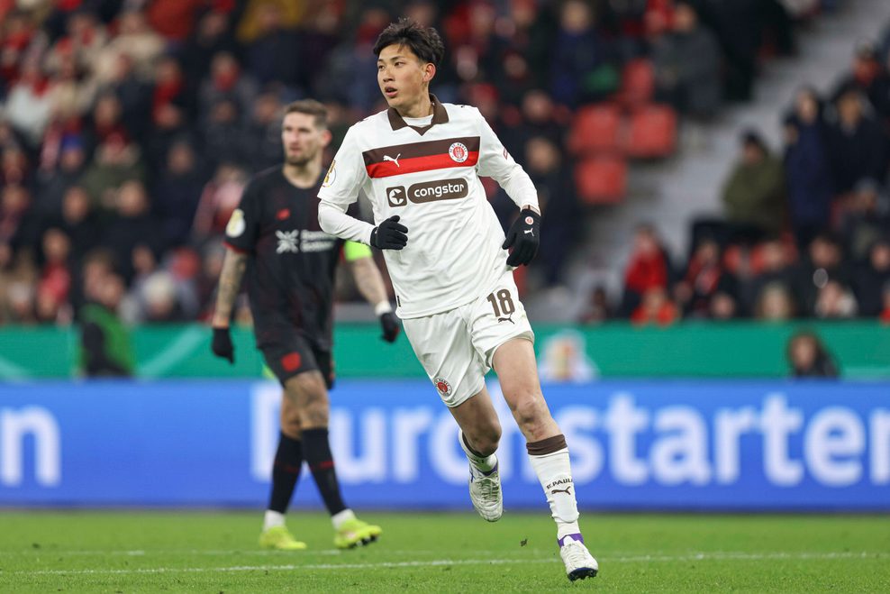 Taichi Hara bei einem Spiel des FC St. Pauli