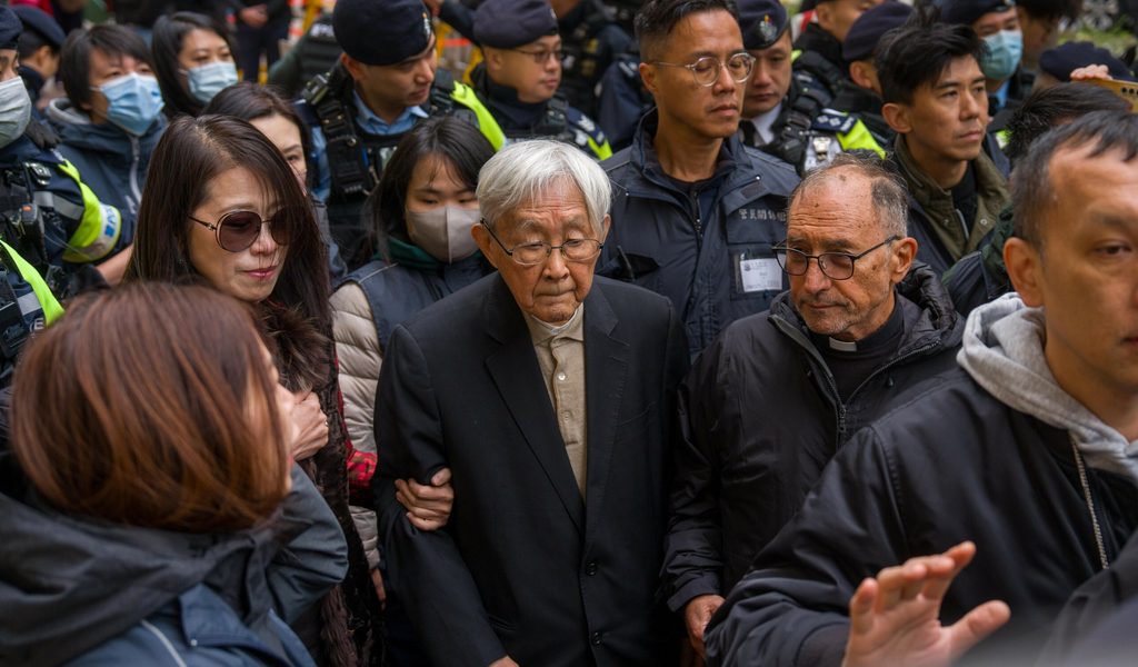 -Praktisch-ein-Todesurteil-Medienmogul-78-muss-20-Jahre-ins-Gef-ngnis