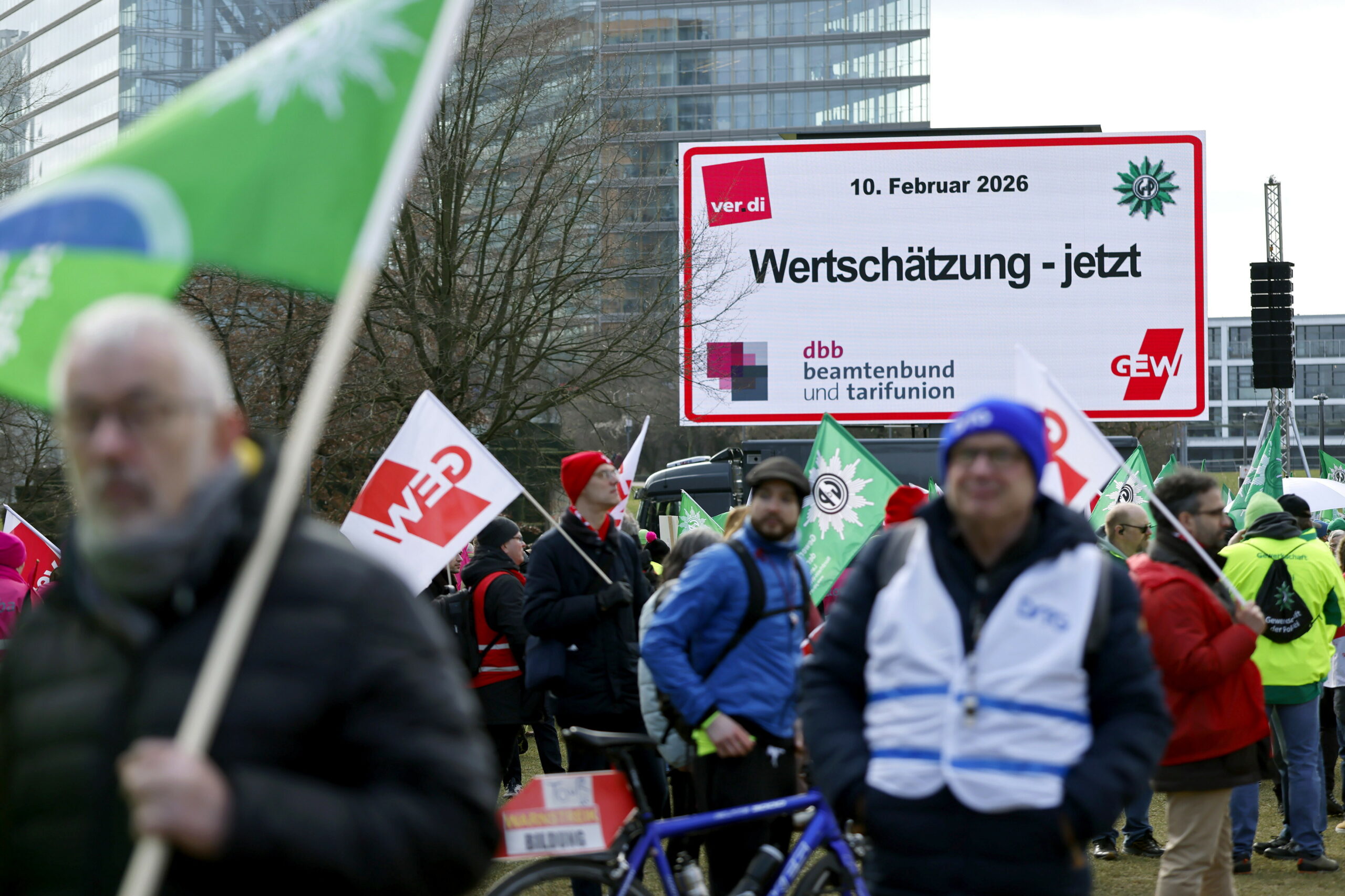 Warnstreik der Gewerkschaften