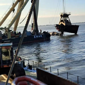 Schiff wird geborgen