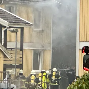 Brand in einer Wohnunterkunft für Wohnungslose in Sülldorf.