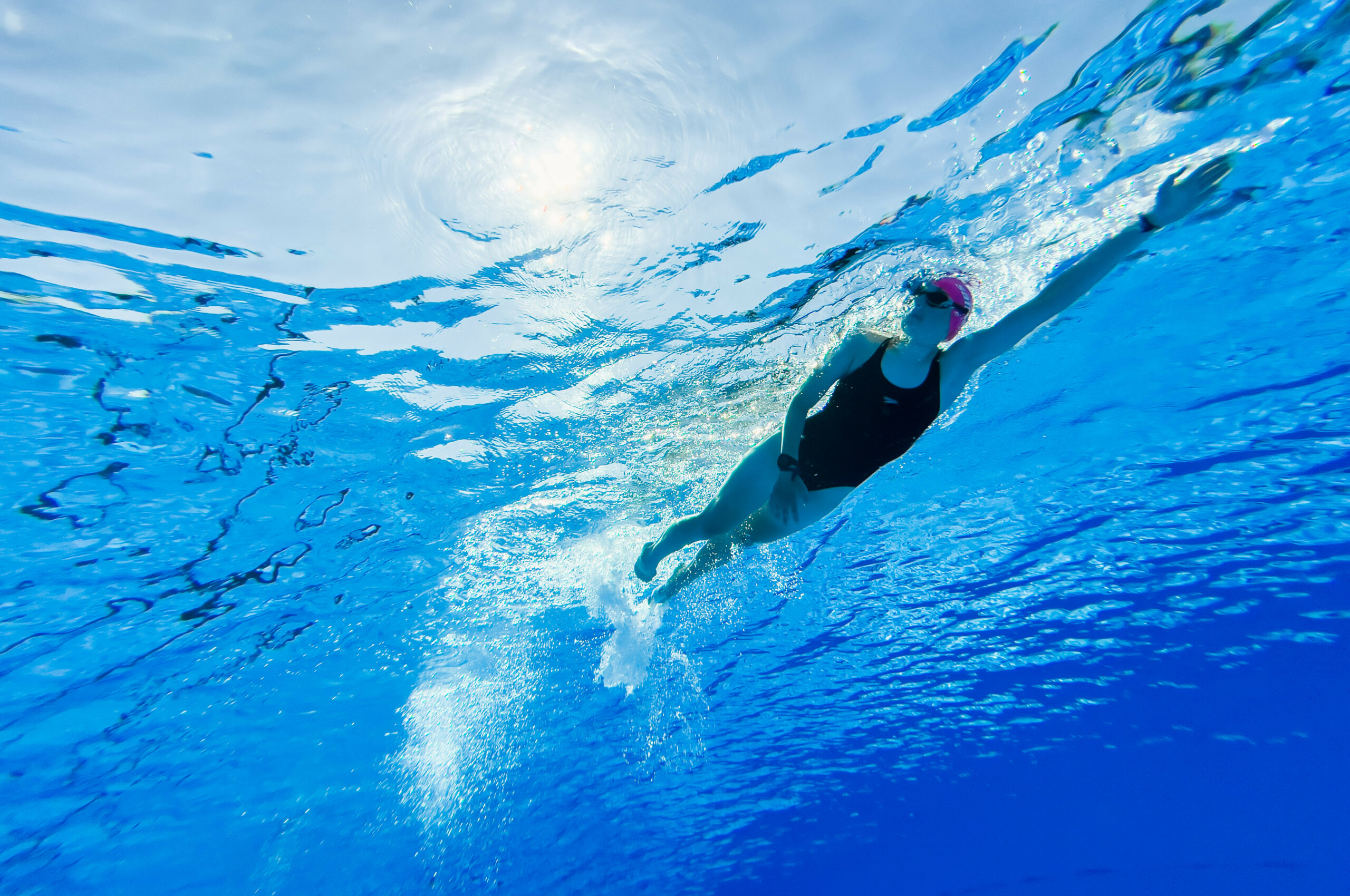 Schwimmerin im Freibd